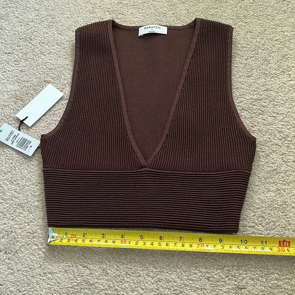 NWT Babaton Chocolate Brown Ribbed V-Neck Cropped Knit Tank Luxury Boho Chic - Picture 9 of 12